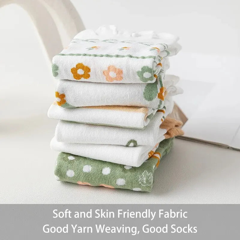 3 Pairs of Women's Spring and sSummer Season Cute and Sweet Fashionable Striped Flower Comfortable Five-finger Split-toe Socks