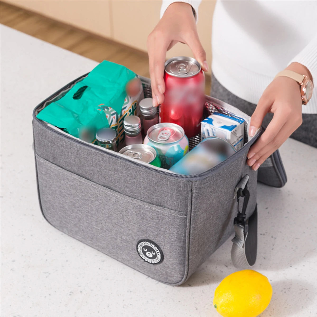 Capacity hand-held with shoulder strap insulated bag, lunch box bag, student thickened waterproof lunch bag。-zmt