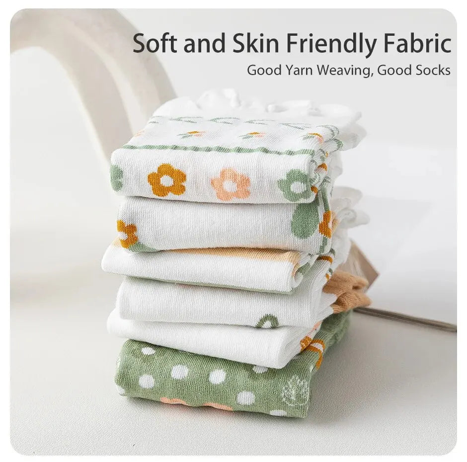 3 Pairs of Women's Spring and sSummer Season Cute and Sweet Fashionable Striped Flower Comfortable Five-finger Split-toe Socks